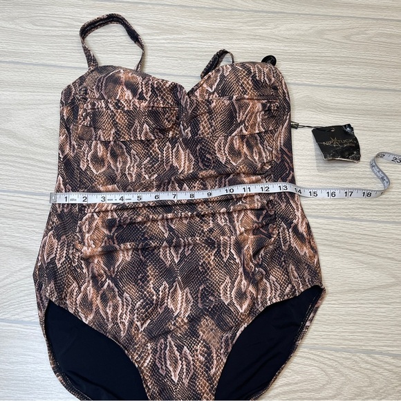 Nip Tuck Swim Joanne Rattle Me Twist Front One Piece Brown Swimsuit Size US 10 - Picture 14 of 16